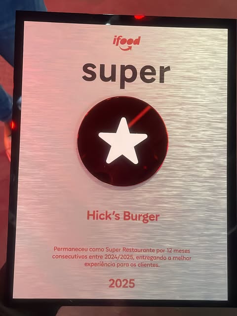 Placa iFood Super Restaurante entregue à Hick’s Burger